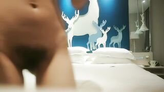 【利哥探花】高品质170CM顶级美女，穿上衬衣红裙吸吮奶子，镜头前特写深喉，揉穴舔逼抗腿打桩机