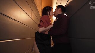 SONE-225 [中文字幕] 拥有傲人J罩杯的顶级尤物满足了无数男人和名人的欲望如今她要认真起来了没有任何剧本原始、本能、弹跳、肉欲横流的性爱 #丸最稀有