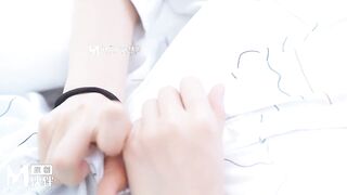 【长治传媒CZ-0007】麻豆代理-夏雨荷【丰满的禁果】第一次的爱抚极度容易怀孕，高清1080P原版首发【CZ-0007】