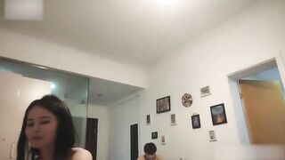 【绿帽达人找人兄弟3P操老婆】老公这个你兄弟操我屁眼他故意不带套想让我怀孕你干嘛找他！