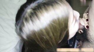 偷情缘帽闭着眼睛享受鸡巴的味道爱吃鸡巴的人妻偷情自拍