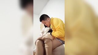 外卖小哥 ，偶遇粉丝一起3P熟女姐姐
