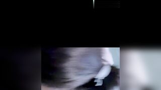 哄骗刚破处的妹妹一块去洗浴中心，强迫让她穿上半露奶子的泳衣，卫生间出来就拉到休息室掰开嫩逼爆操，下屌太重给操哭了
