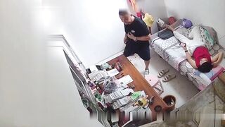 【学校门事件】女教师与校领导偷情