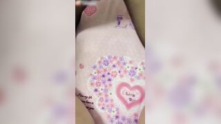 真实家庭乱伦 妈妈穿黑丝来服务儿子