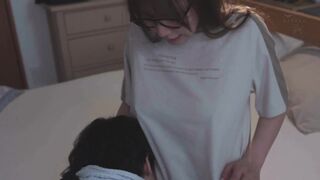 DASS-793 [中文字幕] 国王游戏让我们突然拉近距离没想到平时内向的巨乳眼镜妹其实超级淫乱一夜两天甜蜜中出恋爱性爱 -七海那美