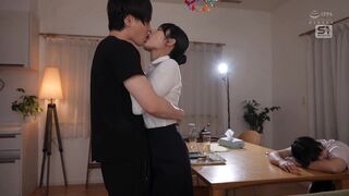SNOS-059 [新模型无码破解] 一看就很骚的女友姐姐把我的肉棒吃干抹净 - 金松季步