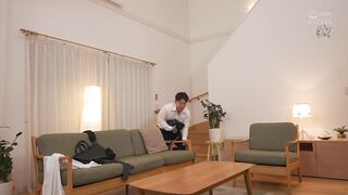 DASS-739 芽依老师会用摇摇晃晃的可爱方式爱抚我们的鸡巴，再用大奶啪啪啪地宠溺天国SEX的秘密鸡巴保姆！园at Night， 五日市芽依