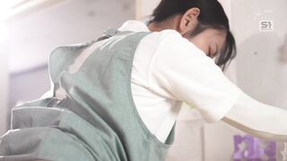 SONE-923 儿子的保育师是个贴心的女孩子 即便被父亲胁迫都不会拒绝的女人 明日叶三叶
