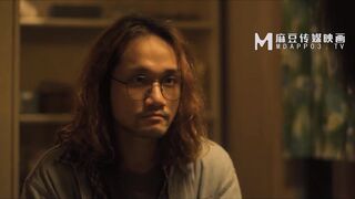 #麻豆映画 MDSR0002 AV女优的真情告白 - 夏晴子