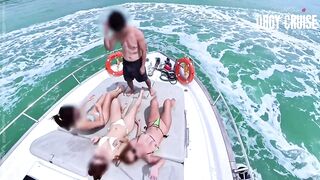 推特网红换妻界顶流大神【爱玩夫妻】（狂欢游轮）大型淫乱现场，游轮群p，疯狂8P，在蓝天白云、大海的背景下，一个个身材火辣