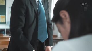 ROE-167 [中文字幕] 一份沾满汗水和体液的纸质记录这一切都是为了我心爱的儿子的教育但最终我却身心俱疲完全被他吞噬#平冈里枝子