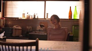 ROE-459 [中文字幕] 十夜迷情熟美乳妇遭暗算彻底沦为无套肉便器只为承接你每一次狂乱内射 - 葵百合香