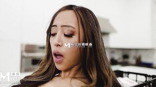 【麻豆传媒】爱妃传媒【淫靡午餐时光】Lunch Time，高清720P原版首发【ODE010】
