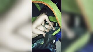【小优的榨汁机】户外露营，帐篷内3P，连续2炮，小美女身材一流，静谧夜晚格外刺激，画面唯美刺激，人气登顶赚翻