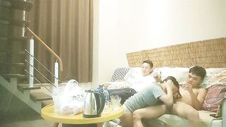 【换妻极品探花】今晚黑皮单约小情侣20岁！口射，金丹加持，绿帽男拍摄，刺激