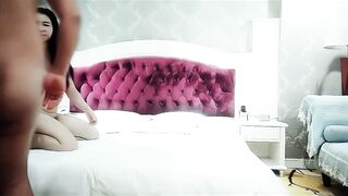 【杰克探花】兼职小少妇，大胸粉嫩，死胖子喜欢打屁股，欣赏鲍鱼，妹子依然温柔配合百依百顺